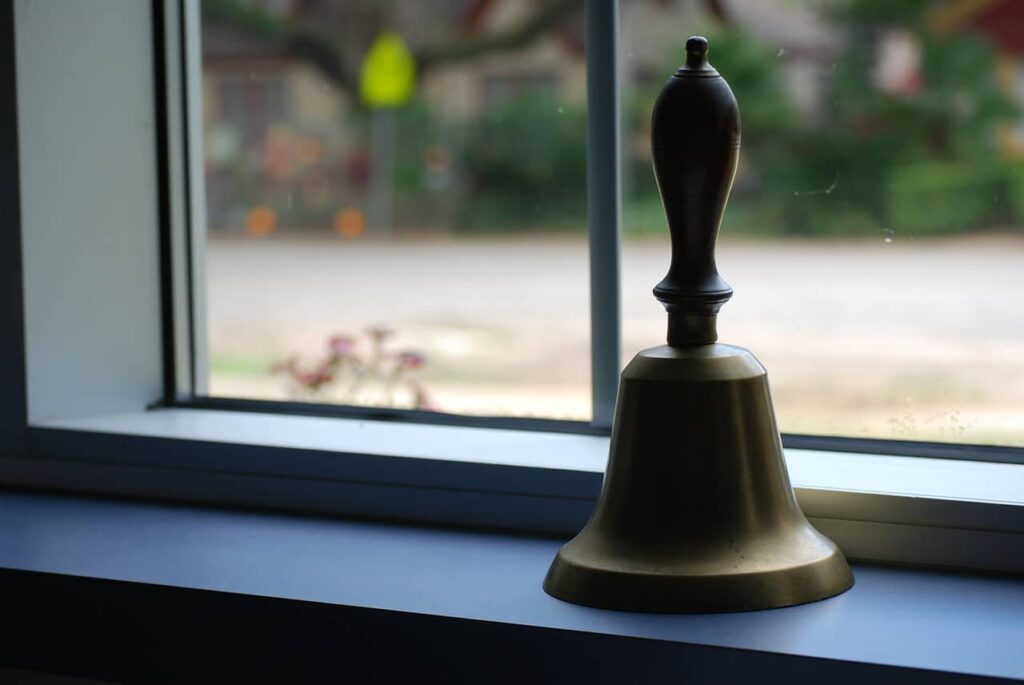 news bell background